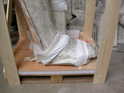 Certaines œuvres fragiles ont du être consolidées Certaines œuvres fragiles ont du être consolidées